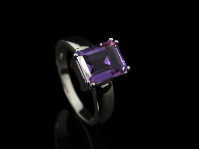 OCTAGON AMETHYST | Rhodium plated Sterling Silver ring (Sold out)