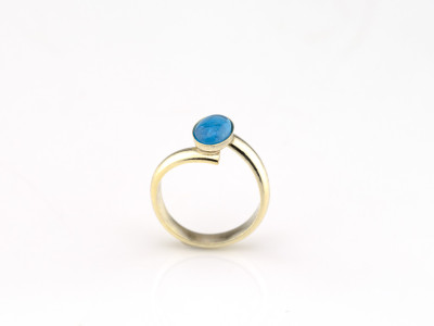 BLUE AND GOLD | Solid Gold crossover ring with Apatite (made to order)