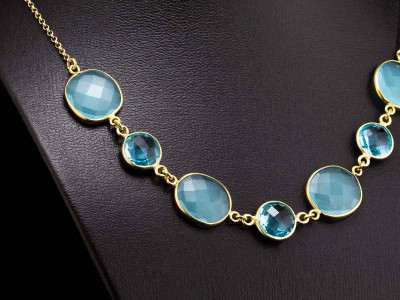 BLUE BREEZE | Necklace with Chalcedony and Swiss Topaz in Gold vermeil (sold)