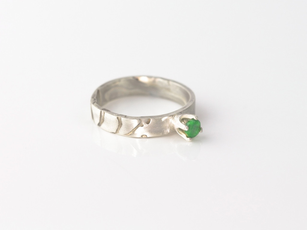 Sakura Green faceted Emerald crown Sterling Silver Ring (Ausverkauft)