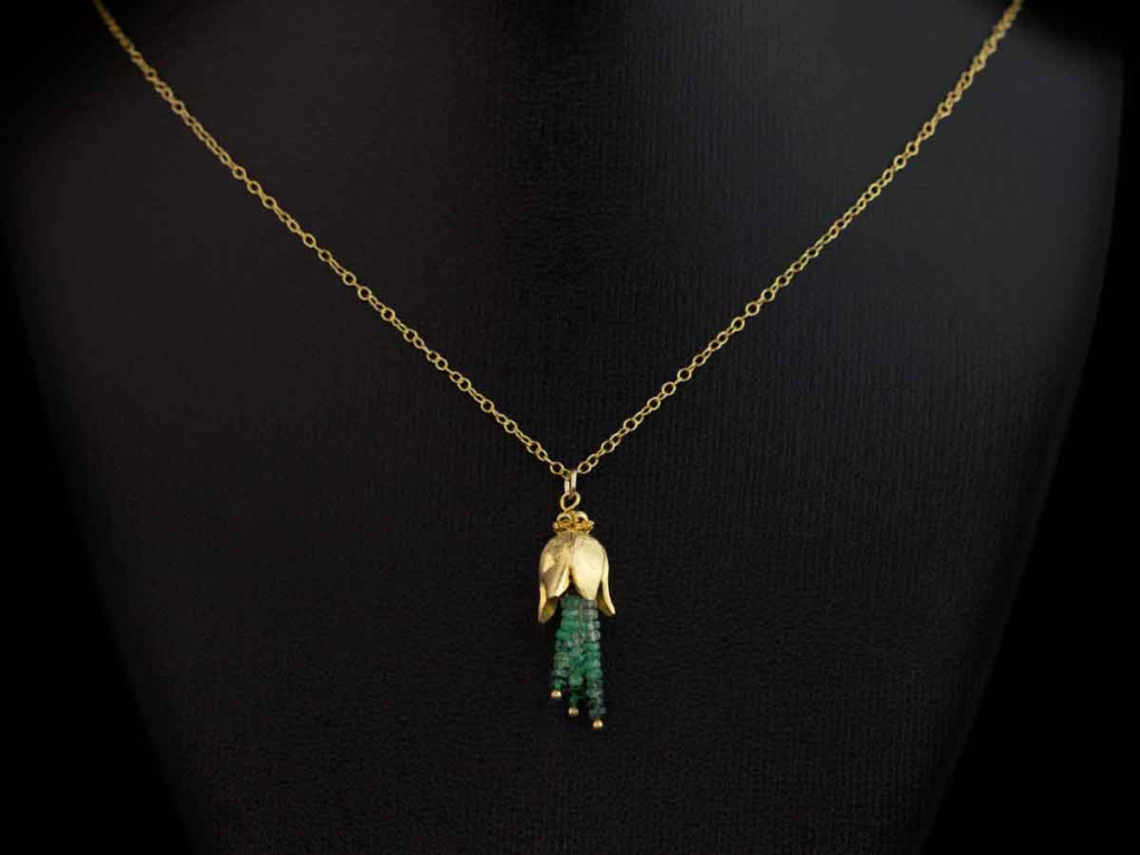 Colombian Shaded Emerald Gold necklace with gold flower (sold out)