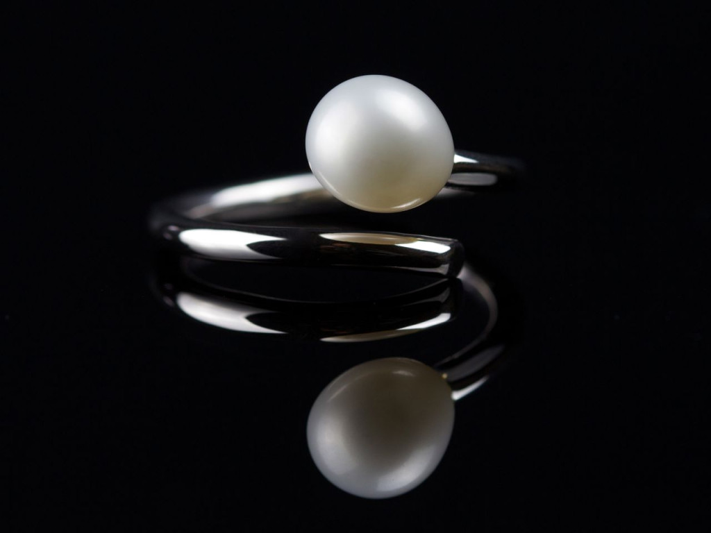 Pearl On One End Sterling Silver Ring (Sold Out)