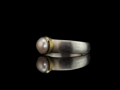 PEARL RING IN SILVER WITH GOLD BEZEL | Matte brushed finish (sold)