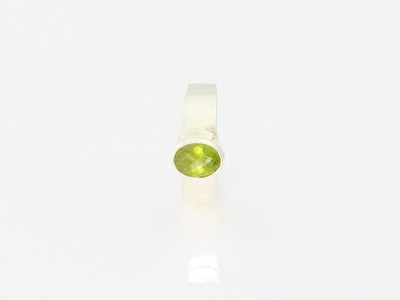 Peridot ring faceted Sterling Silver (sold out)