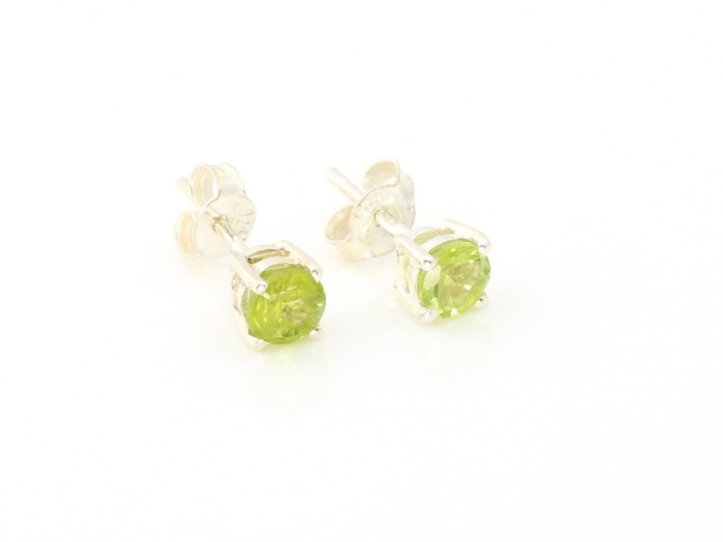 Peridot sparkling Sterling Silver ear studs (sold out)