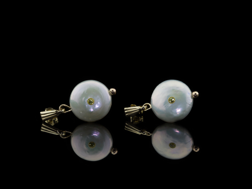 DOUBLE PERIDOT COIN PEARL | Gold Earrings | 18 and 9 Carat (Sold out)