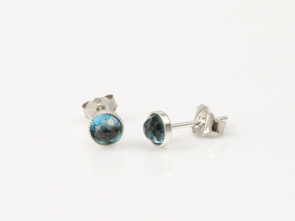 London Blue Topaz Sterling Silver earstuds (sold out)