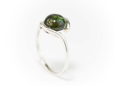 Turmalin 9ct Ring in Weißgold mit geheimnisvoll schimmerndem grünen Cabochon (verkauft als Verlobungsring)