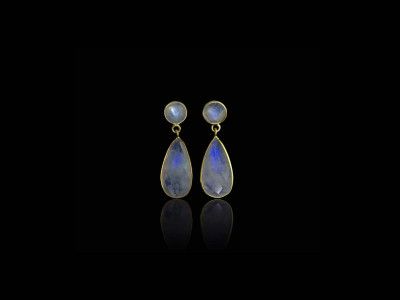 Double Rainbow Moonstone Gold earrings | Dangly dropshaped and round (Sold Out)