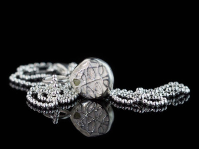 Diamant auf Baum | Halskette aus 925er Silber mit Rohdiamant (ausverkauft)
