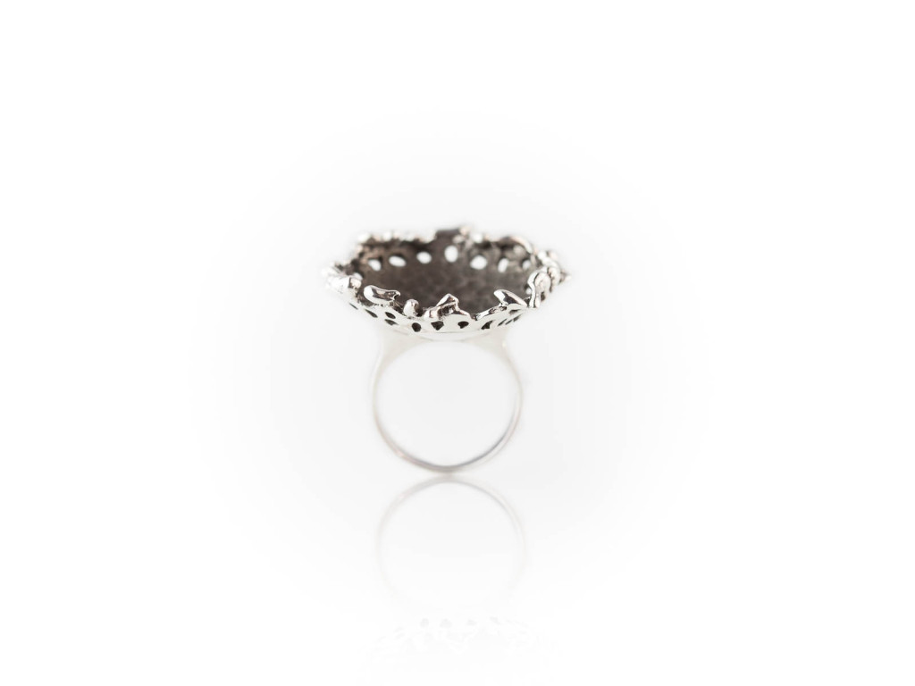 BIRDS ON A PLATE RING | Sterling Silver | matte and shiny (sold)