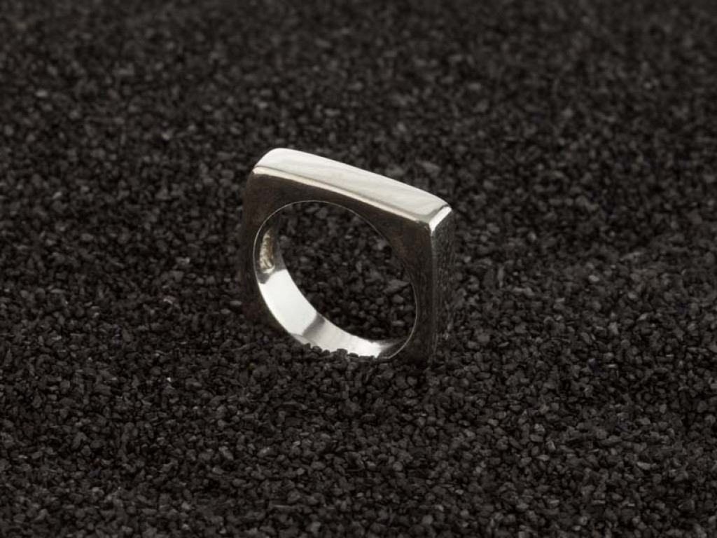 Quadratur des Kreises | Massiver Ring aus 925er Silber (auf Anfrage)