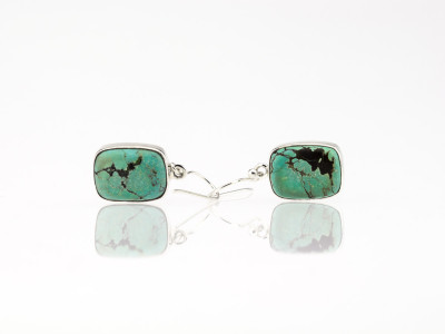 TURQUOISE NEVADA | Sterling Silver dangly earrings